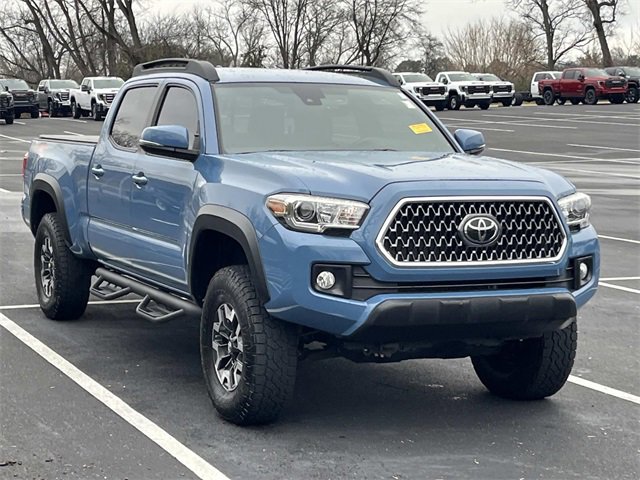 2019 Toyota Tacoma SR5 V6 photo 3