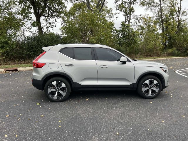 2023 Volvo XC40 Ultimate - Photo 4