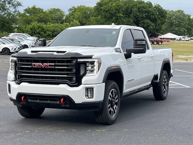 2023 GMC Sierra 4WD Crew Cab Standard Box AT4's photo