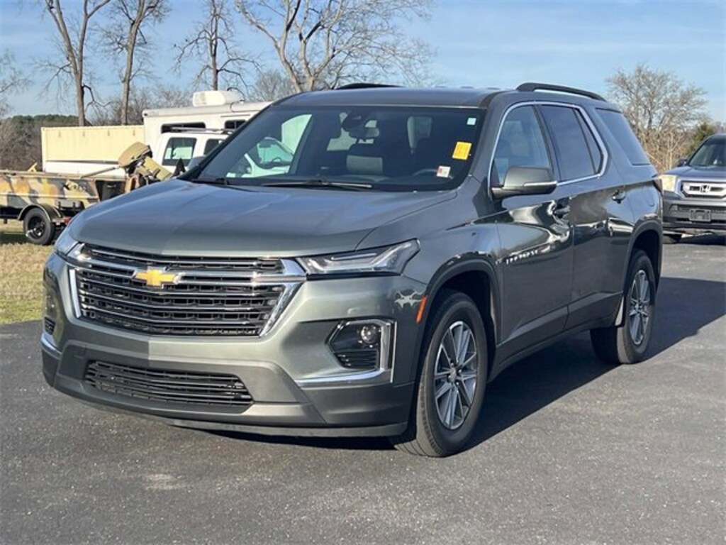 Used 2022 Chevrolet Traverse LT Leather SUV
