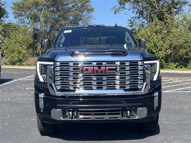 2026 Gmc Sierra 2500 HD Denali photo 2