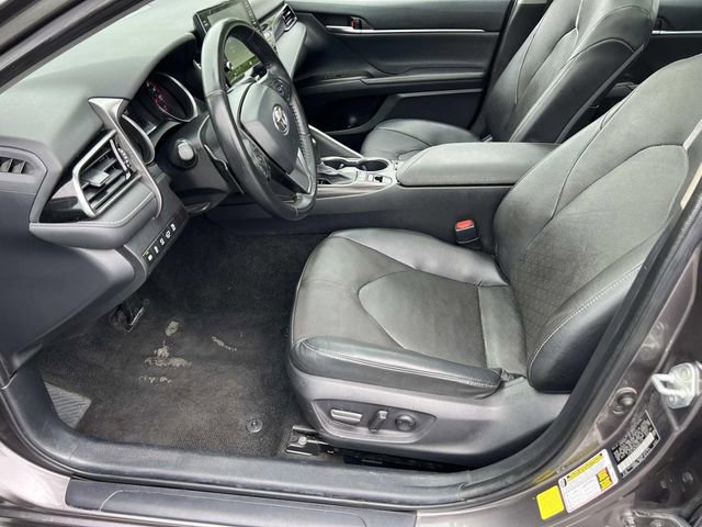 2022 Toyota Camry XSE - Photo 11