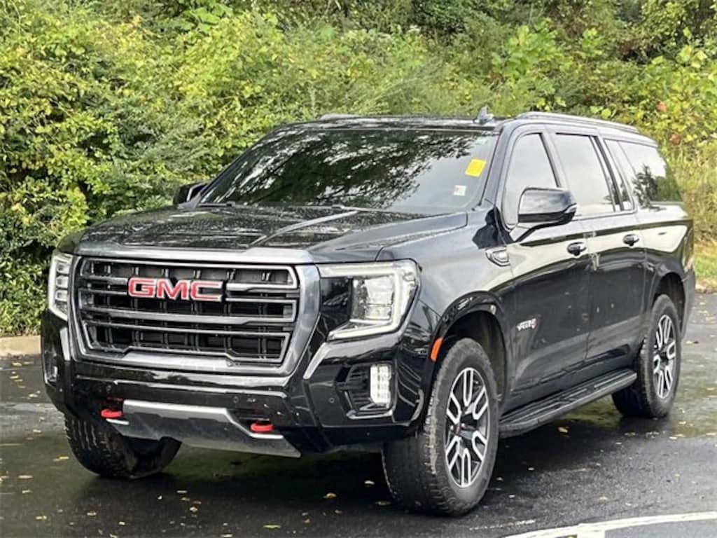 Used 2023 GMC Yukon XL AT4 SUV