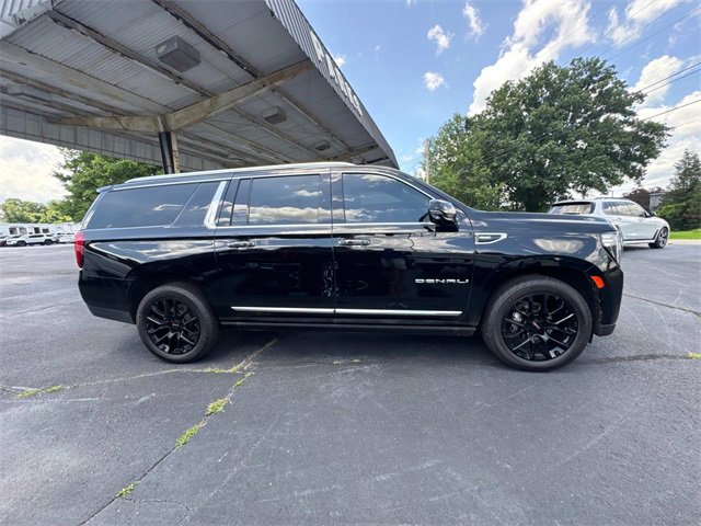 2022 Gmc Yukon XL Denali photo 4