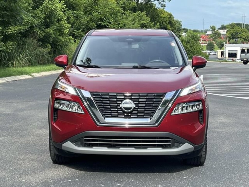 Used 2022 Nissan Rogue SV SUV
