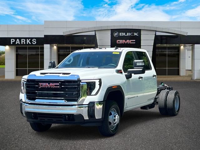 New 2026 GMC Sierra 3500 HD Chassis Cab Pro