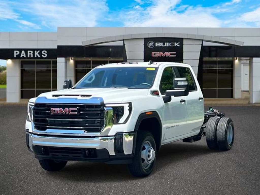 New 2026 GMC Sierra 3500 HD Chassis Cab Pro Truck