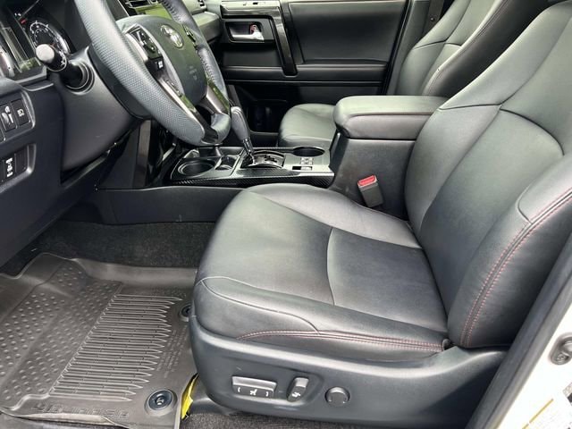 2021 Toyota 4Runner Venture - Photo 11