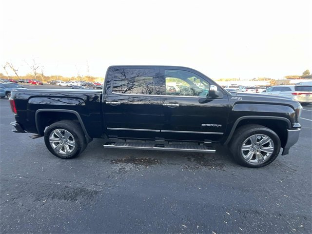 2017 Gmc Sierra 1500 SLT photo 4