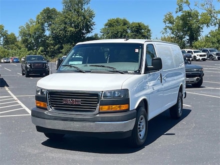 2022 GMC Savana 2500 Work Van Van Cargo Van