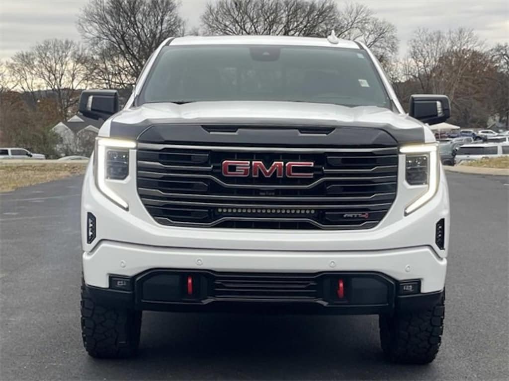 Used 2025 GMC Sierra 1500 AT4 Truck Crew Cab