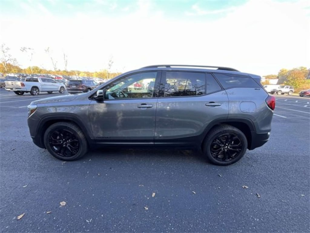 Used 2021 GMC Terrain SLT SUV