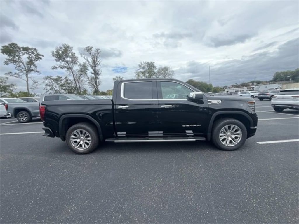 New 2026 GMC Sierra 1500 Denali Truck Crew Cab