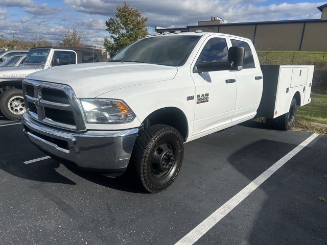 2018 Ram 3500 Tradesman SLT Laramie photo 3