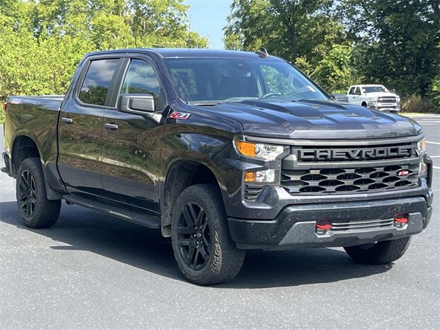2023 Chevrolet Silverado 1500 Custom Trail Boss photo 3