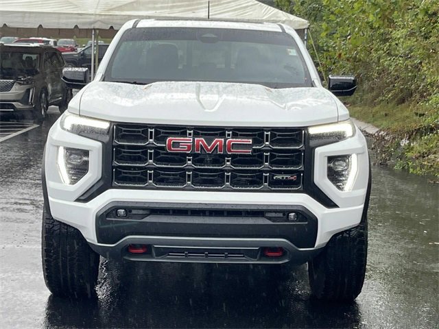 2024 Gmc Canyon AT4 photo 2