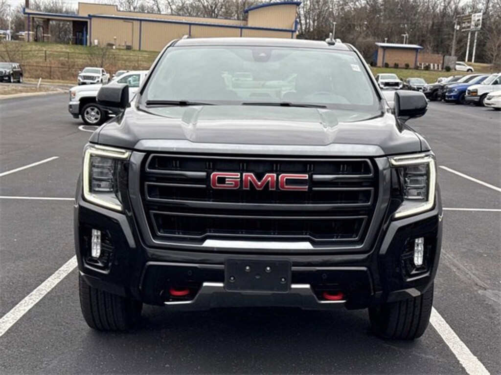 Used 2022 GMC Yukon AT4 SUV