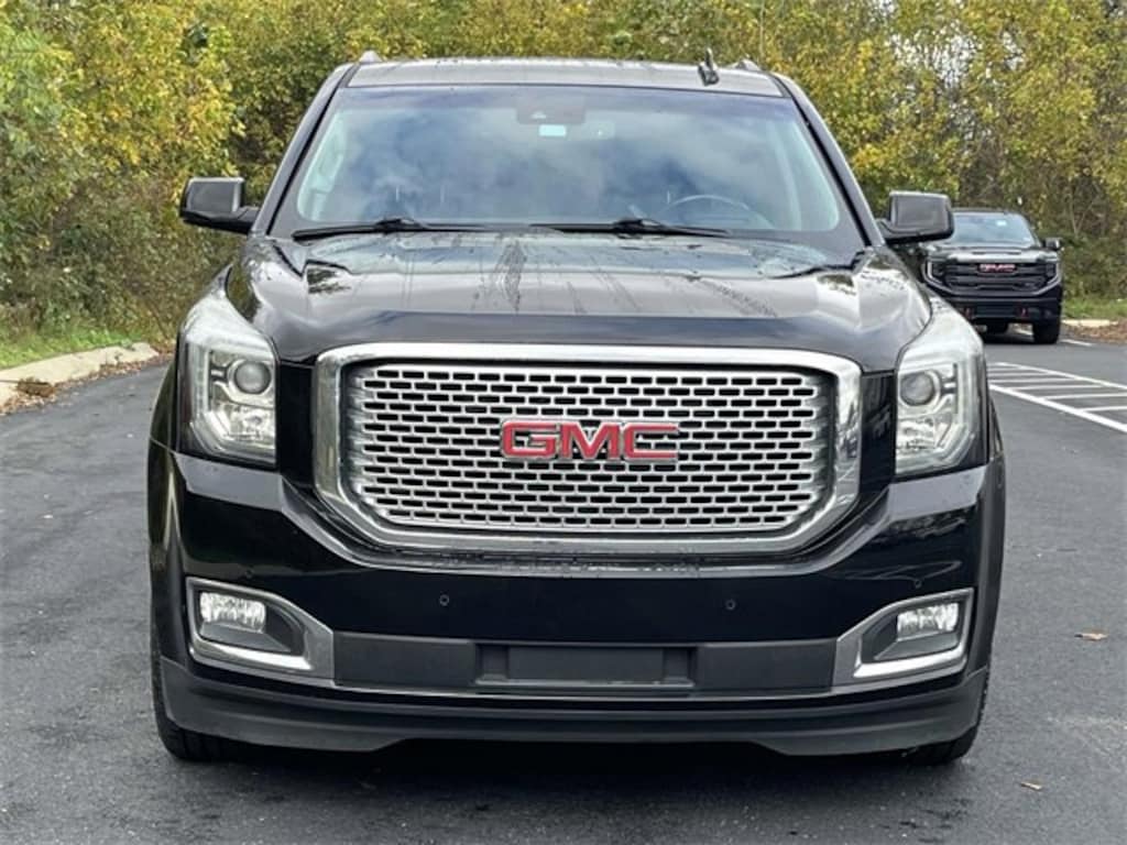 Used 2017 GMC Yukon Denali SUV