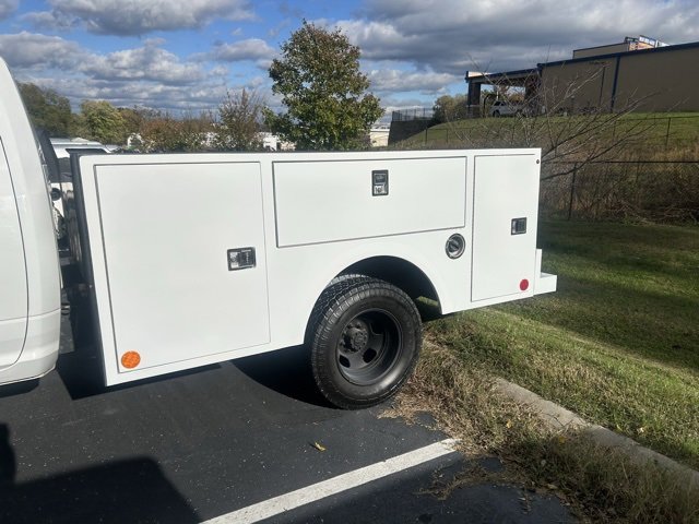 2018 Ram 3500 Tradesman SLT Laramie photo 2