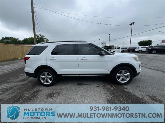 2018 Ford Explorer XLT photo 3