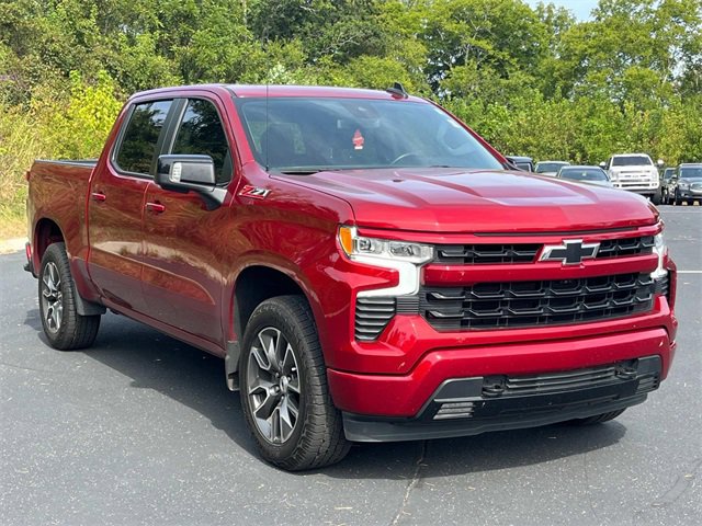 2023 Chevrolet Silverado 1500 RST photo 3