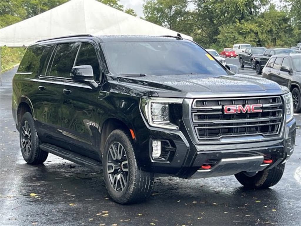 Used 2023 GMC Yukon XL AT4 SUV