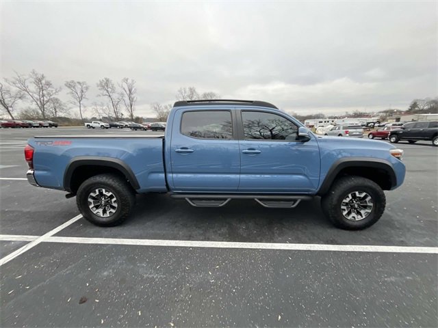 2019 Toyota Tacoma SR5 V6 photo 4