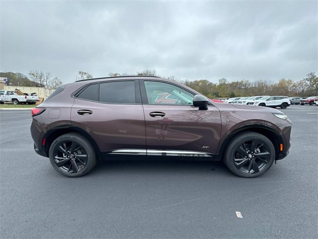2025 Buick Envision Sport Touring photo 4