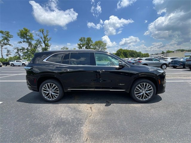 2026 Buick Enclave Avenir photo 4