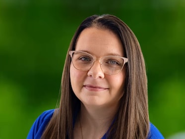 Staff member Ariel Britten from ID_bd715cbaa727
