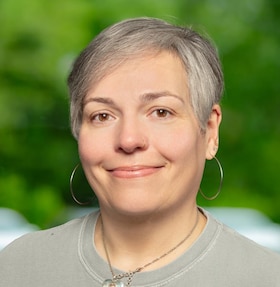 Staff member Lindsay Williams from ID_bd715cbaa727