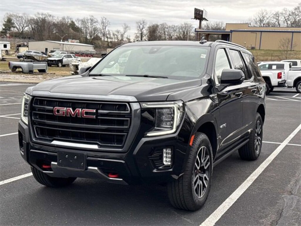 Used 2022 GMC Yukon AT4 SUV