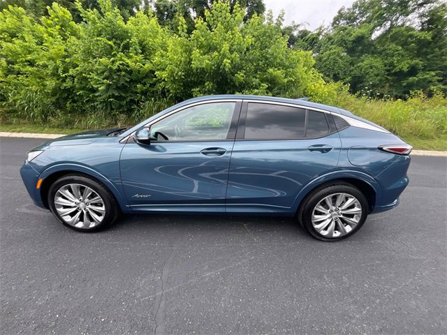 2024 Buick Envista Avenir photo 2