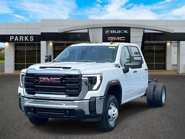 New 2026 GMC Sierra 3500 HD Chassis Cab Pro