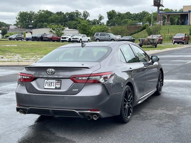 2022 Toyota Camry XSE - Photo 5