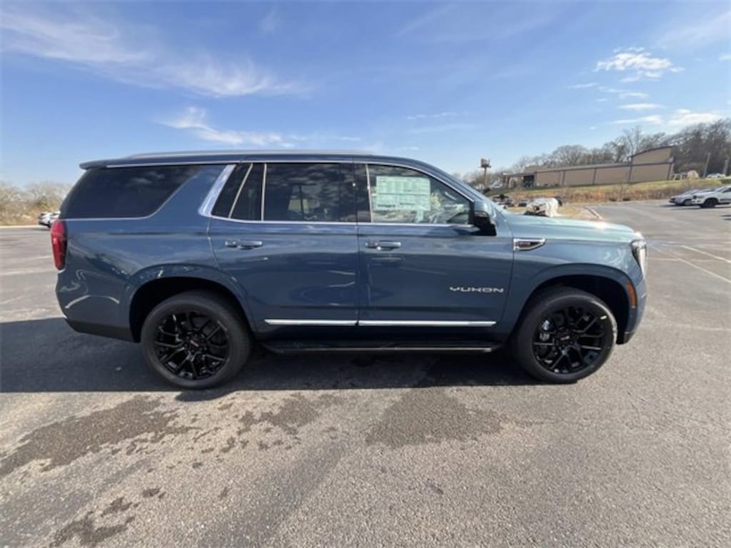 New 2026 GMC Yukon Elevation SUV