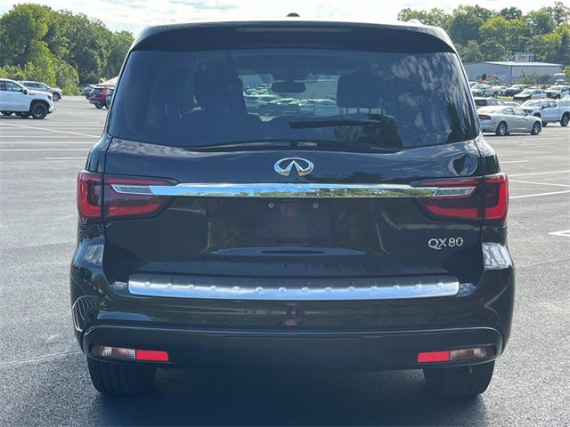 2018 Infiniti QX80 photo 3