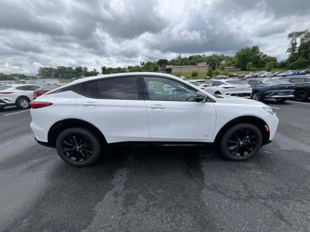 New 2026 Buick Envista Sport Touring SUV