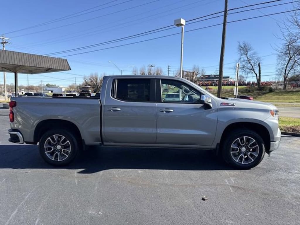 Used 2024 Chevrolet Silverado 1500 LT w/1LT Truck Crew Cab