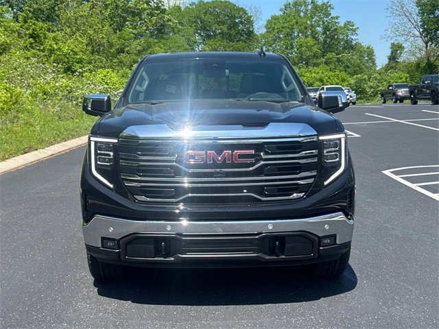 2025 Gmc Sierra 1500 SLT photo 2