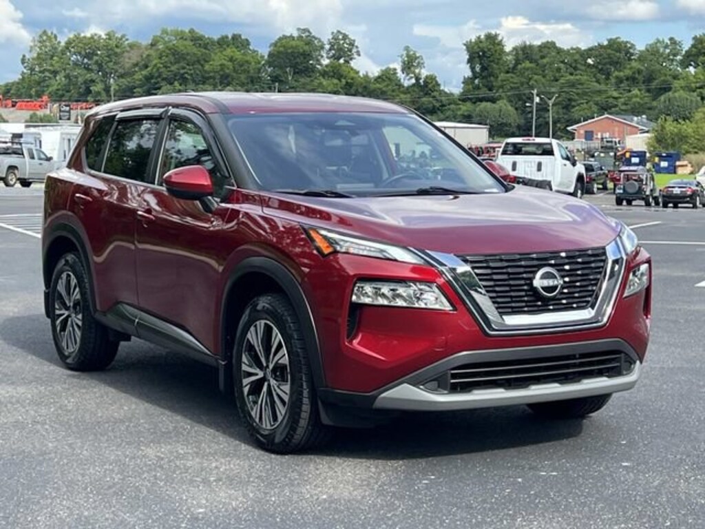 Used 2022 Nissan Rogue SV SUV