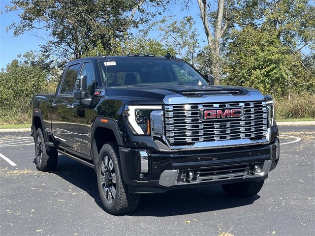 2026 Gmc Sierra 2500 HD Denali photo 3