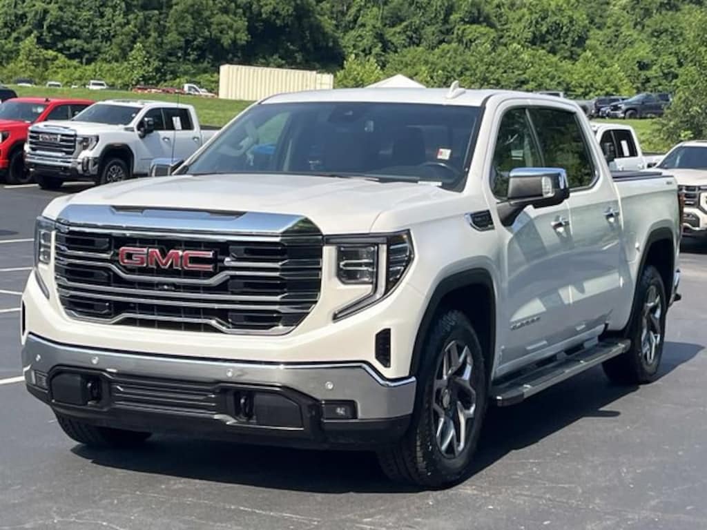 Used 2022 GMC Sierra 1500 SLT Truck Crew Cab