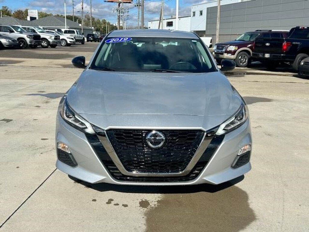 Used 2019 Nissan Altima 2.5 SR Sedan