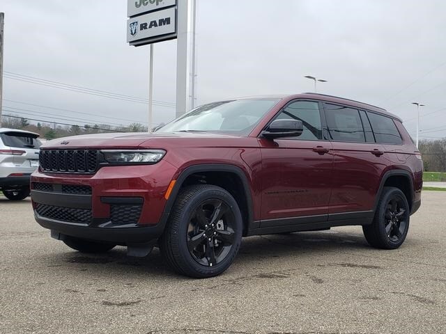 2025 Jeep Grand Cherokee Altitude X photo 4
