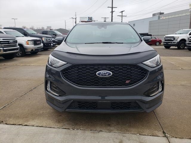 2021 Ford Edge ST photo 2