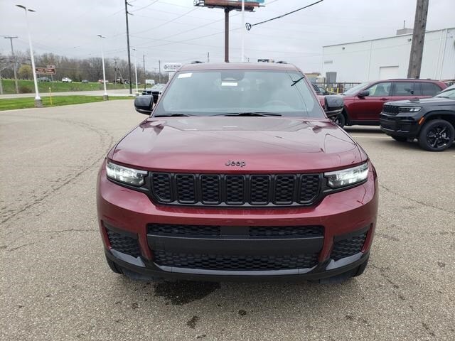 2025 Jeep Grand Cherokee Altitude X photo 3