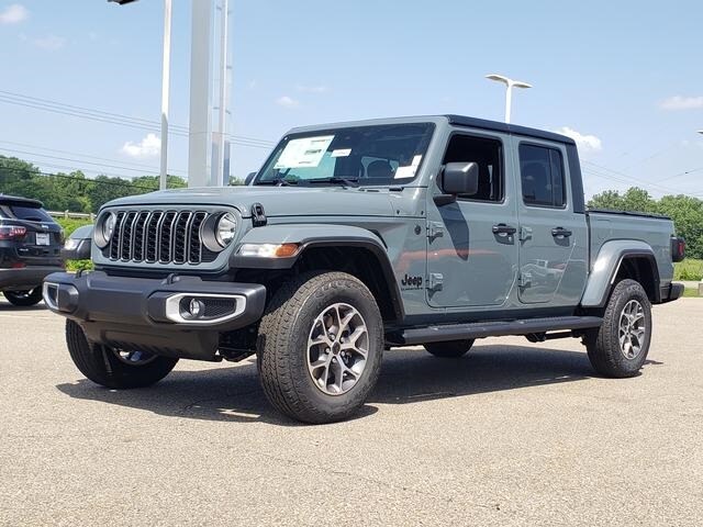 2025 Jeep Gladiator Sport S photo 3