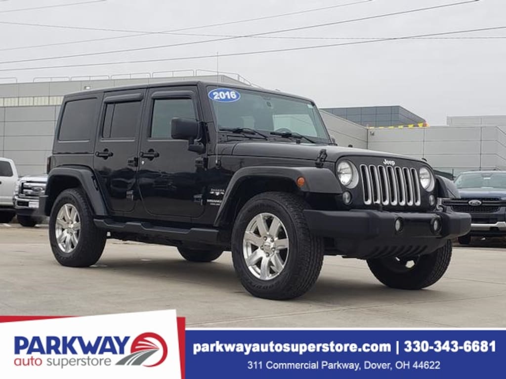 Used 2016 Jeep Wrangler Unlimited Sahara SUV