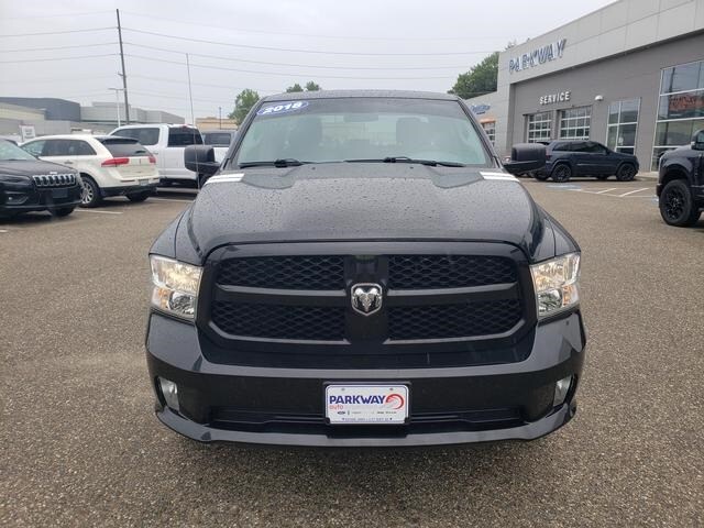 2018 Ram 1500 Express photo 2